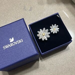 Swarovski Eternal Flower open ring Flower, Yellow, Mixed metal finish New